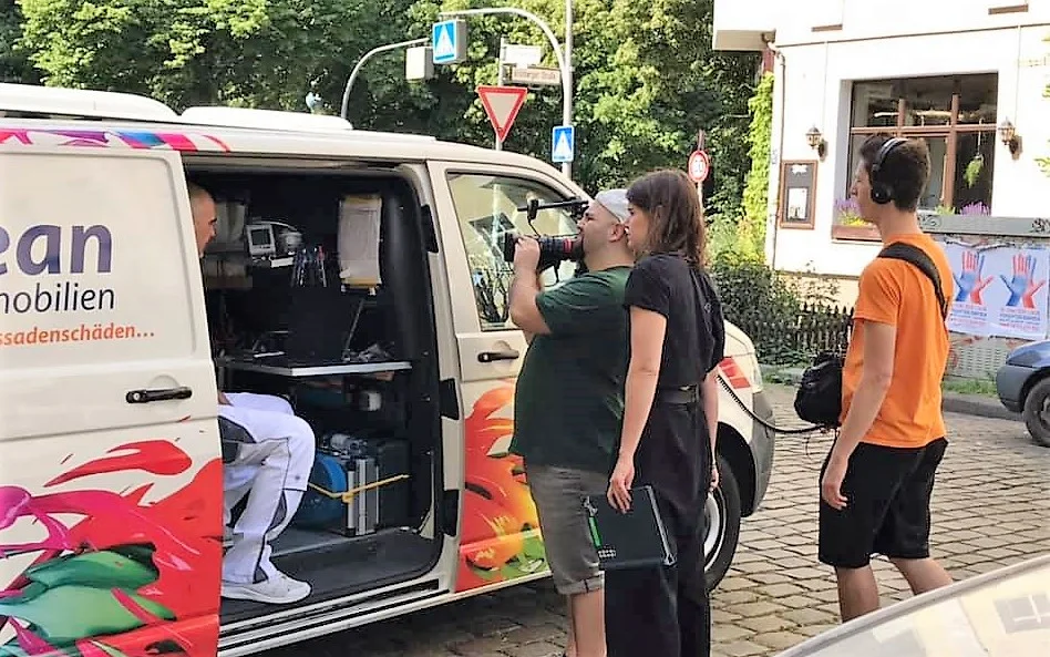 mobile Farbtonanalyse am Objekt. Partielle Schadensbeseitigung